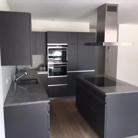 Apartment In The Heart Of *